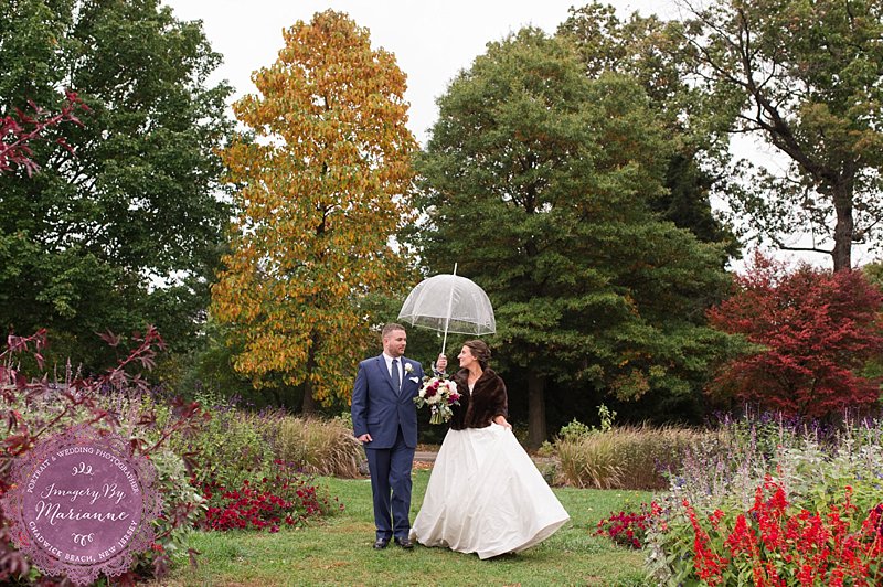 Classic Romantic Fall Wedding at Rutgers Gardens