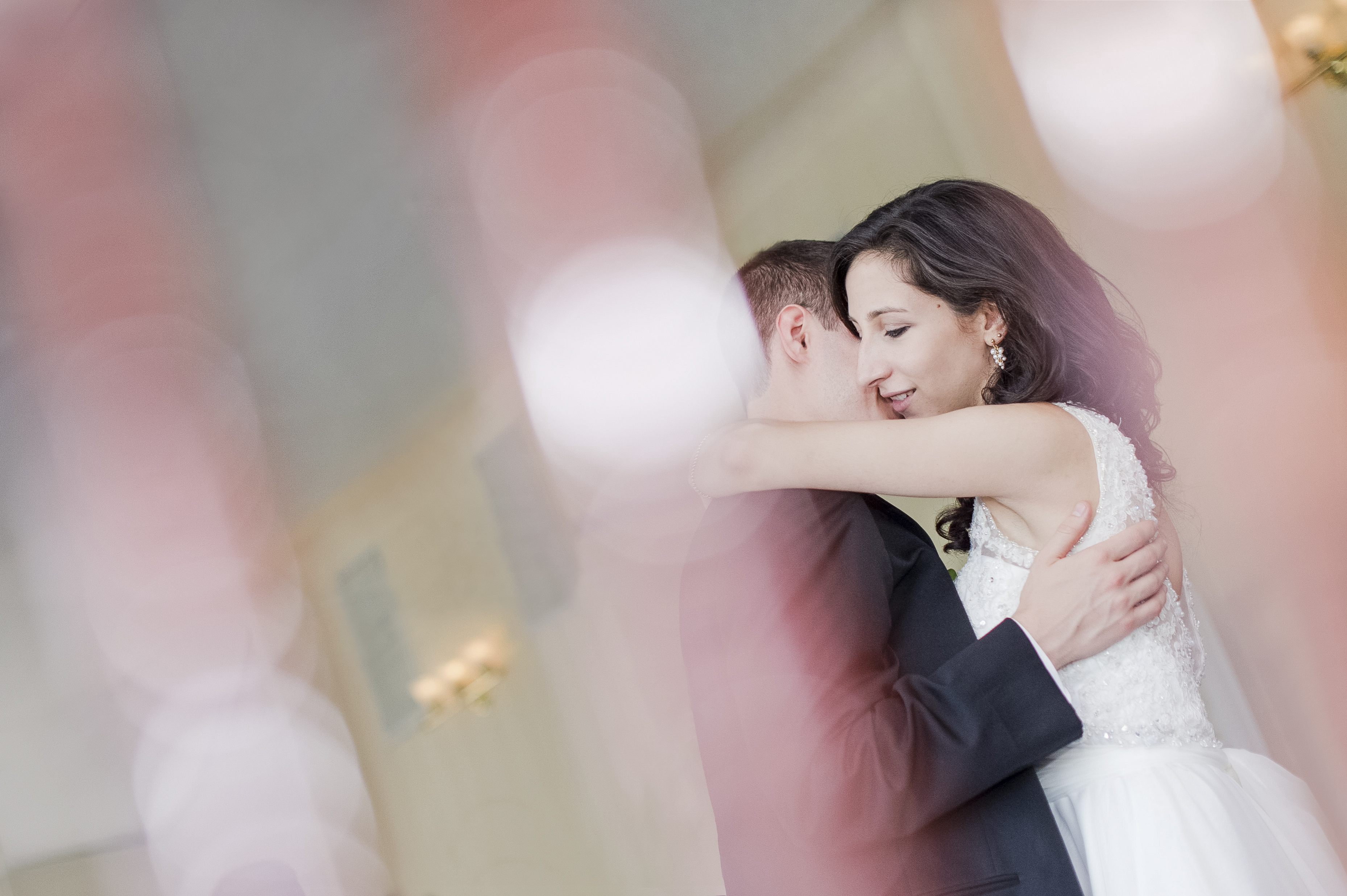 first-dance-wedding-reception-mansion-at-west-sayville